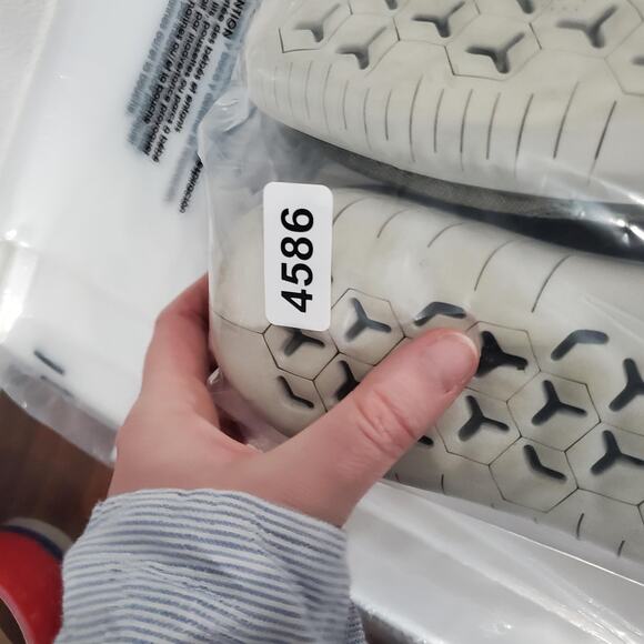 Nike Free RN Flyknit Shoes Womens Size 10 Gray Olive Running Sneakers 942839-003 - Picture 9 of 9